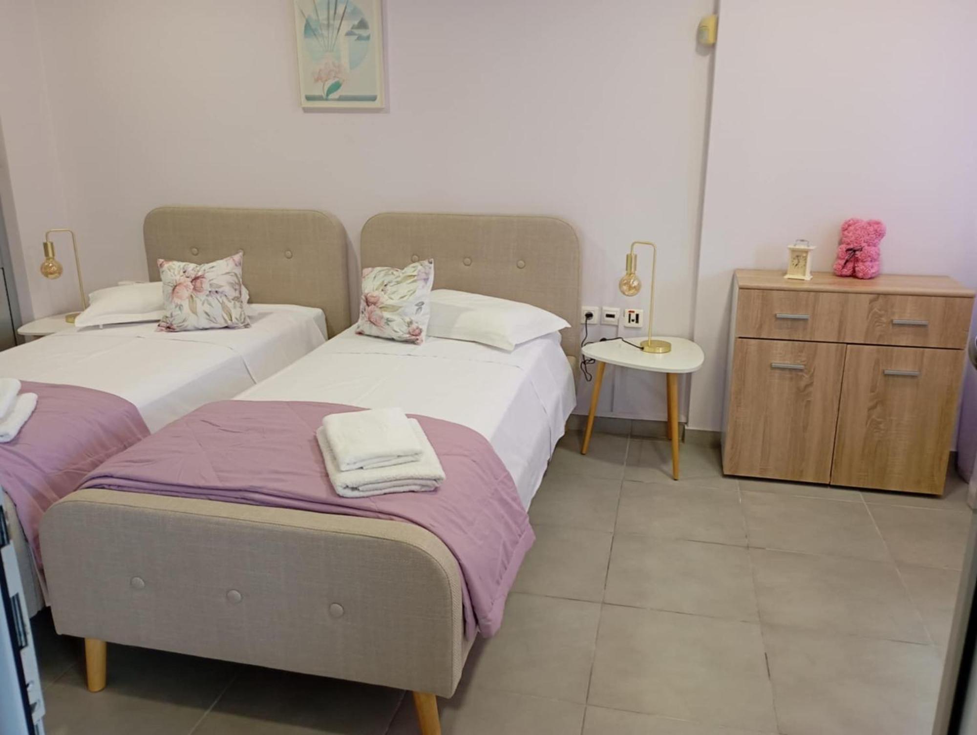Cozy Apartment Near To The Airport Kouvarás المظهر الخارجي الصورة